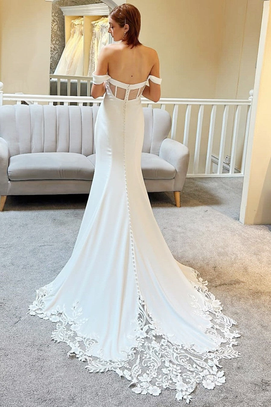 Off The Shoulder Mermaid Wedding Dress with Lace Appliques Train