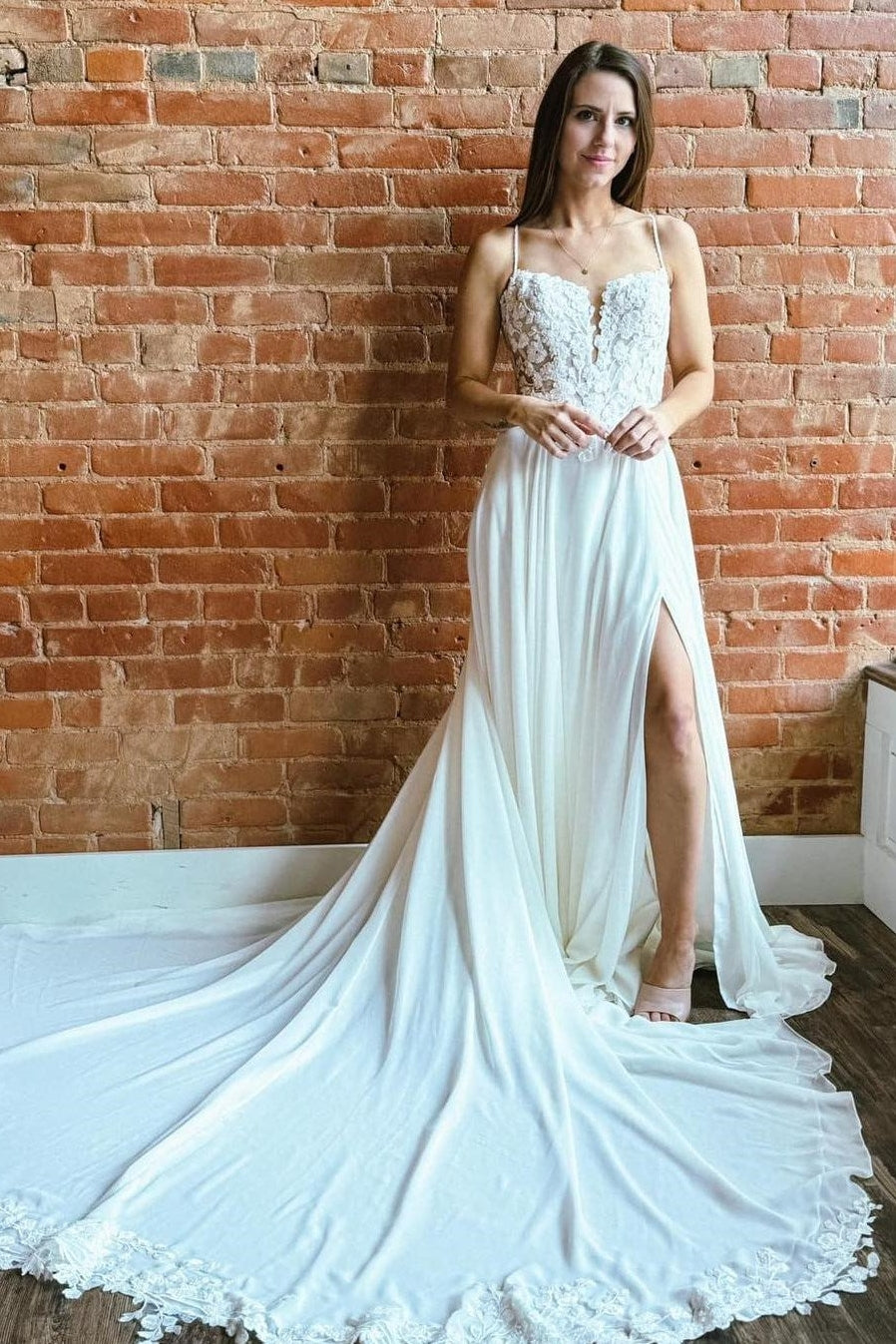 Spaghetti Strap Backless Wedding Dress  with Appliques