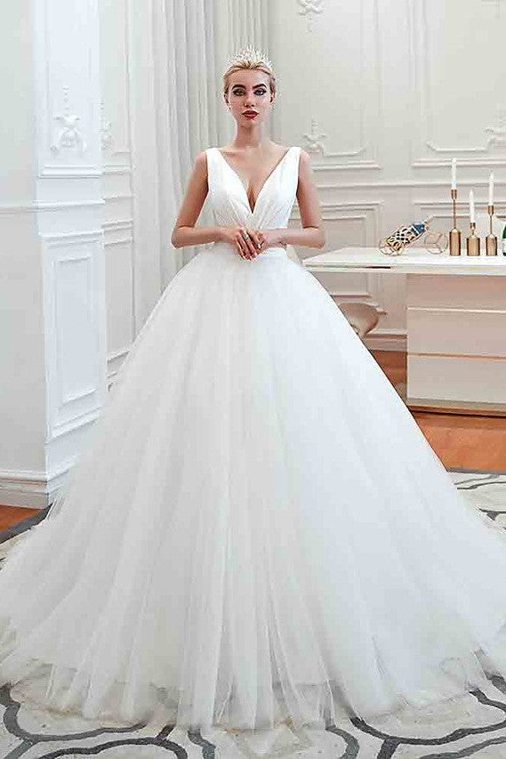 Sexy Ball Gown Wedding Dress Deep V-Neck Lace-Up Bridal Gown
