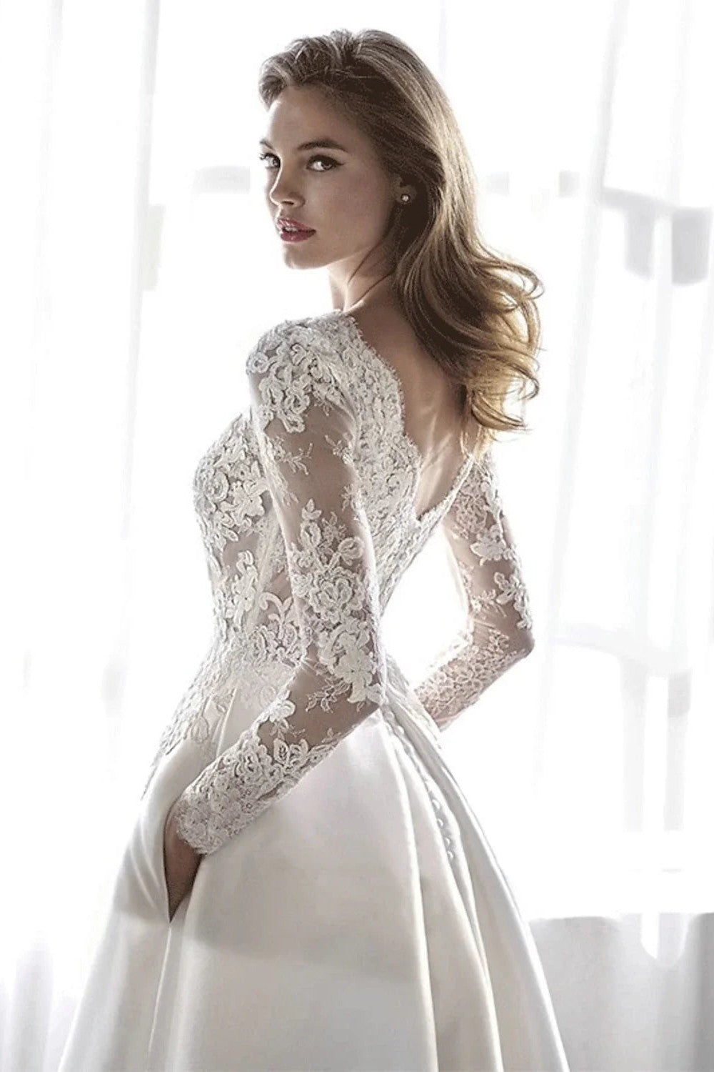 A-Line Long Sleeves Wedding Dress Lace Satin Bridal Gown