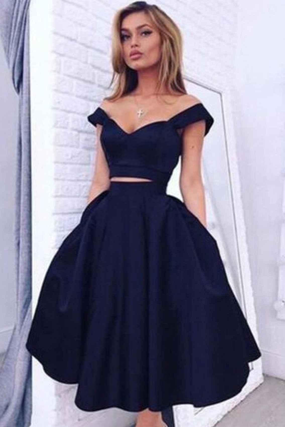 Off The Shoulder Satin Homecoming Dress Short A-Line Prom Dress with Pockets