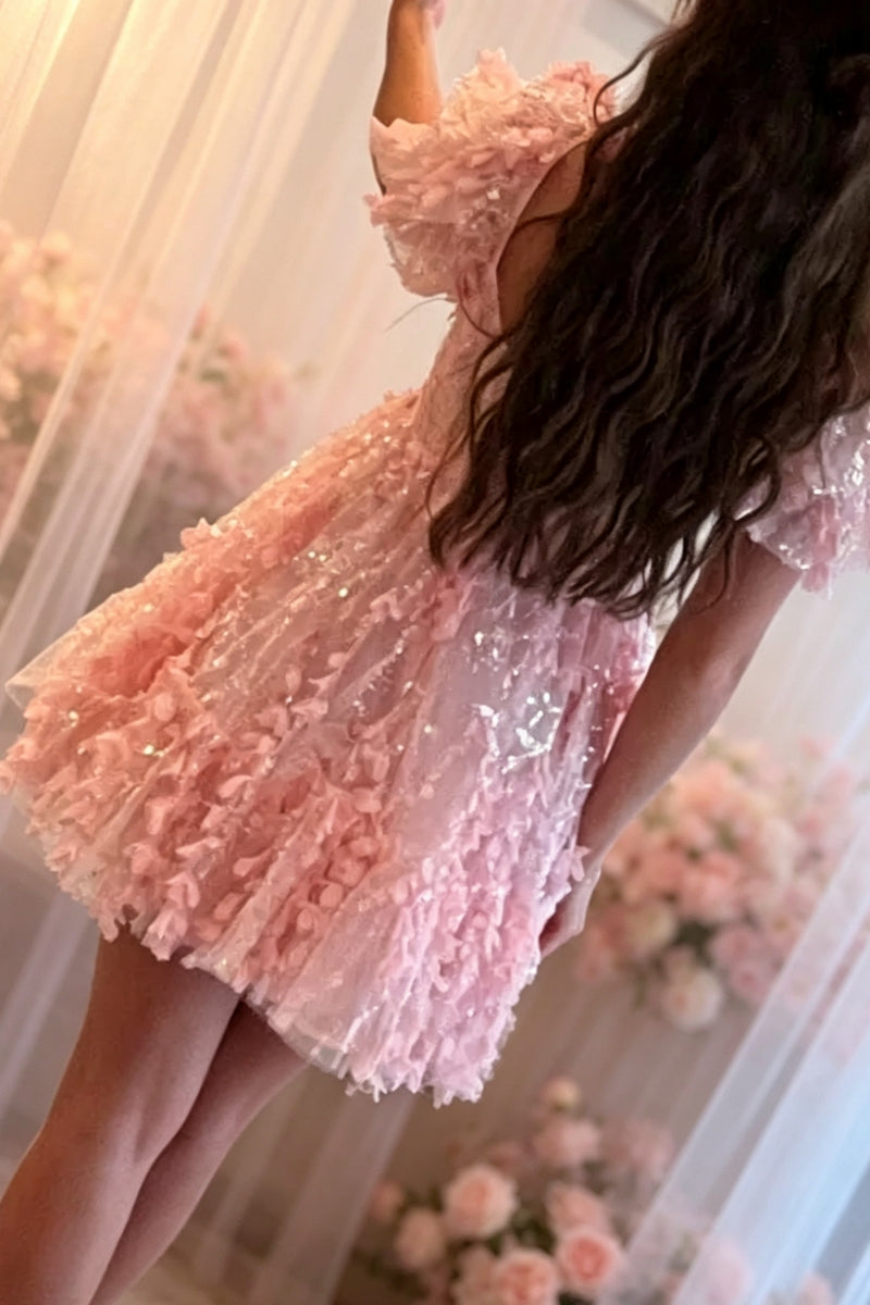 Cute Pink Sweetheart A-Line Lace Homecoming Dresses with Bow