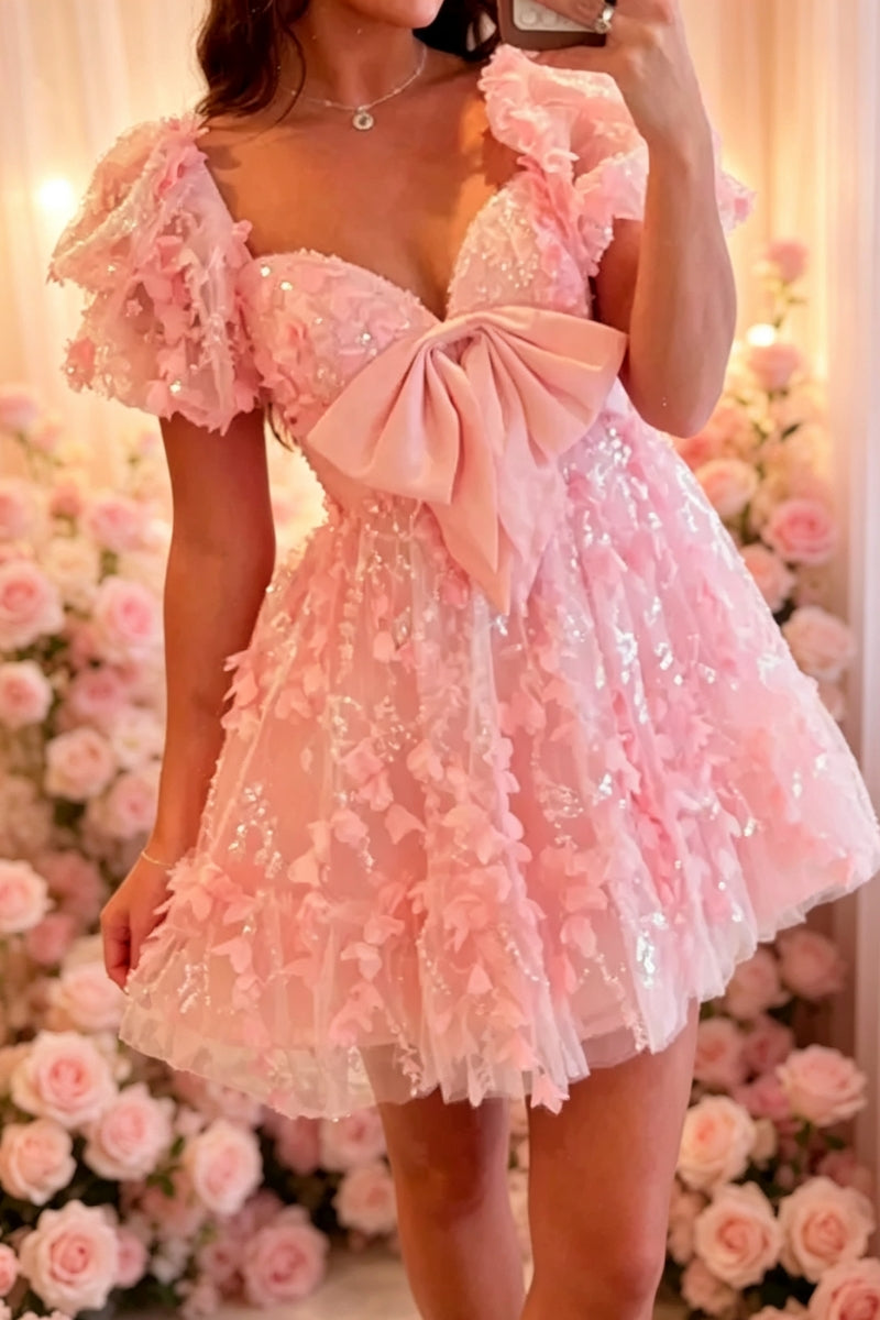 Cute Pink Sweetheart A-Line Lace Homecoming Dresses with Bow
