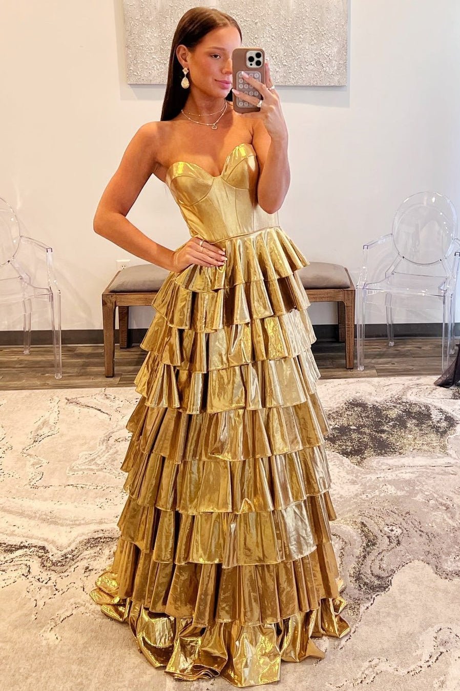 Metallic Sweetheart Tiered Prom Dress With Ruffles