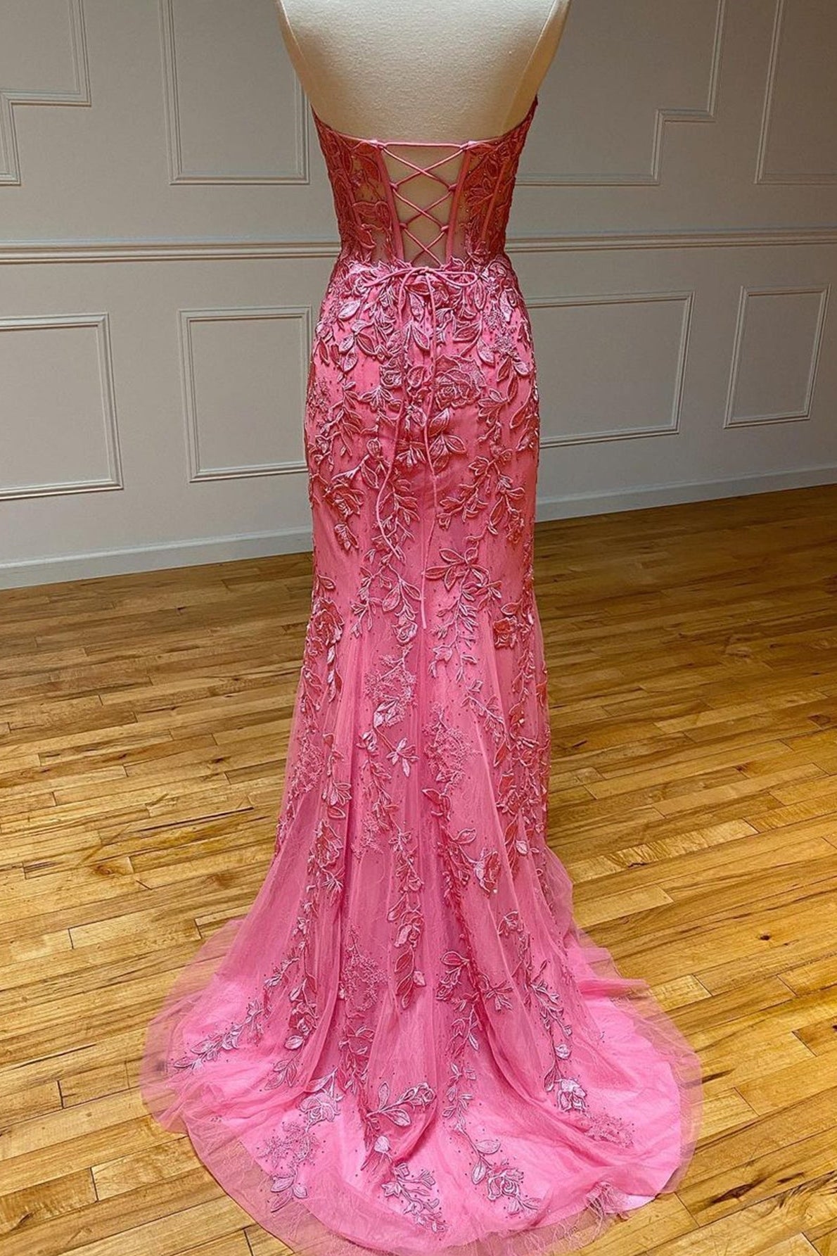 Sweetheart Lace Mermaid Prom Dress With Corset Bodice And Appliques