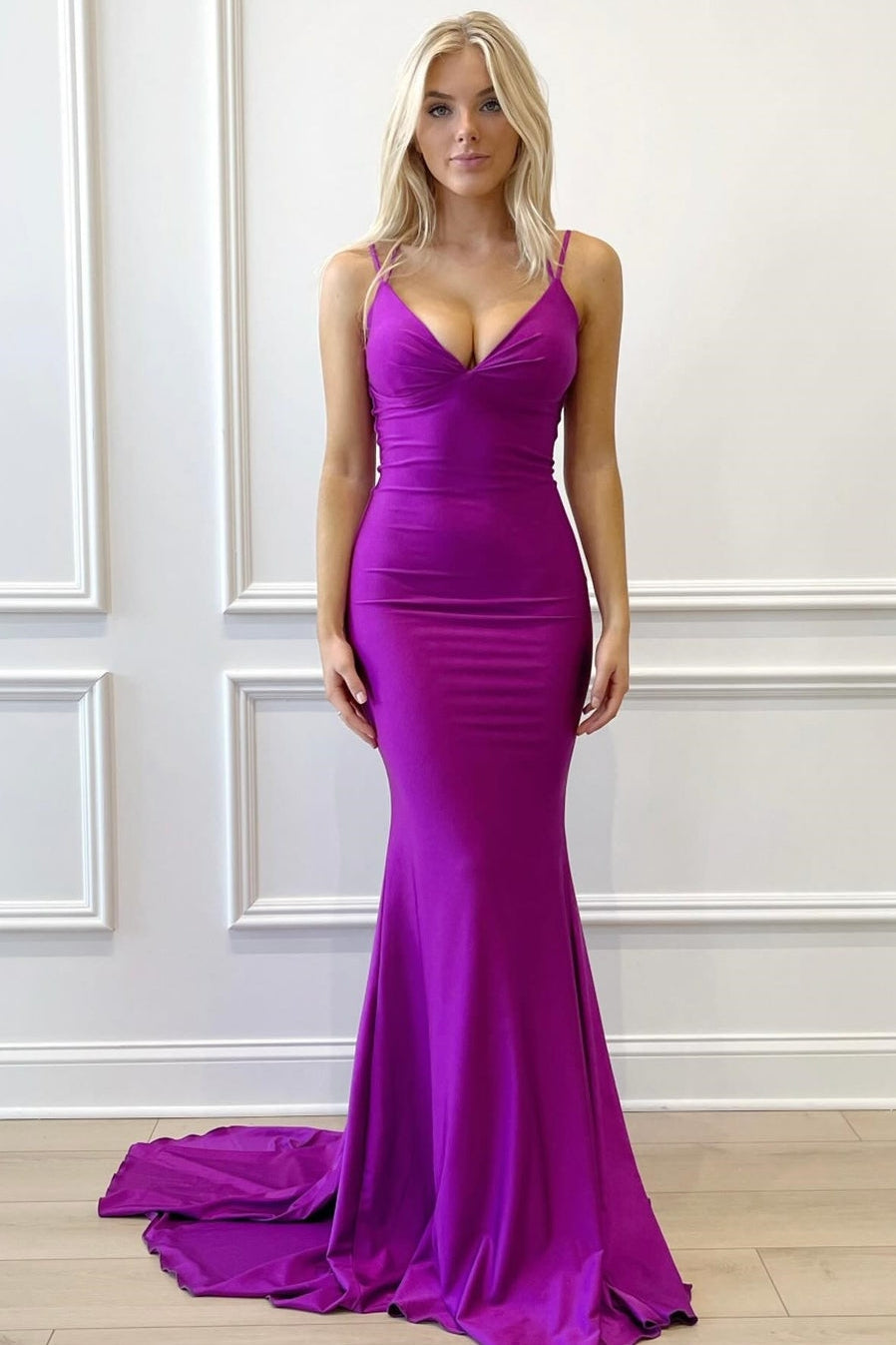 V-Neck Mermaid  Prom Dress with Lace-Up Back